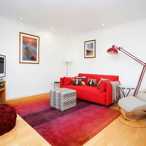 Mews , Edimburgo Reino Unido